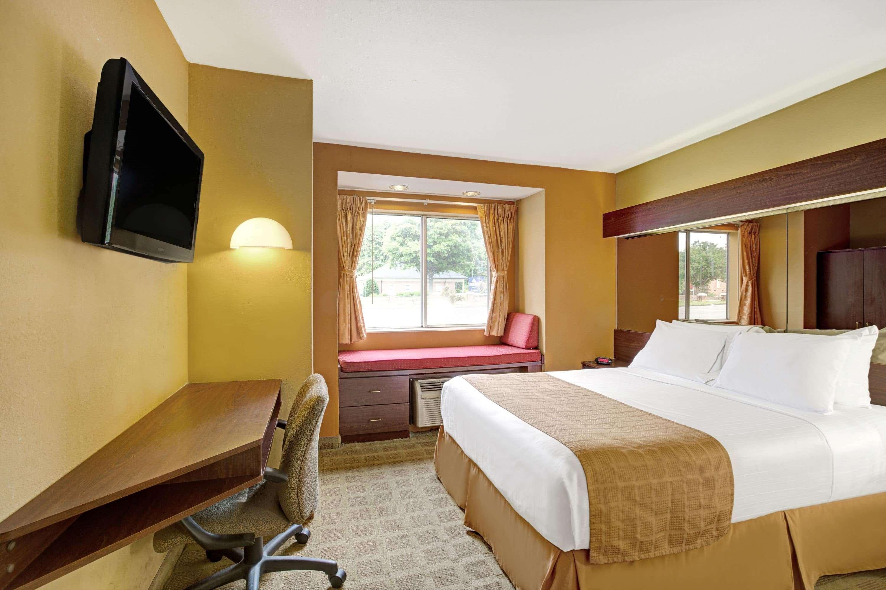 Microtel Inn By Wyndham Lake Norman Cornelius Exteriér fotografie