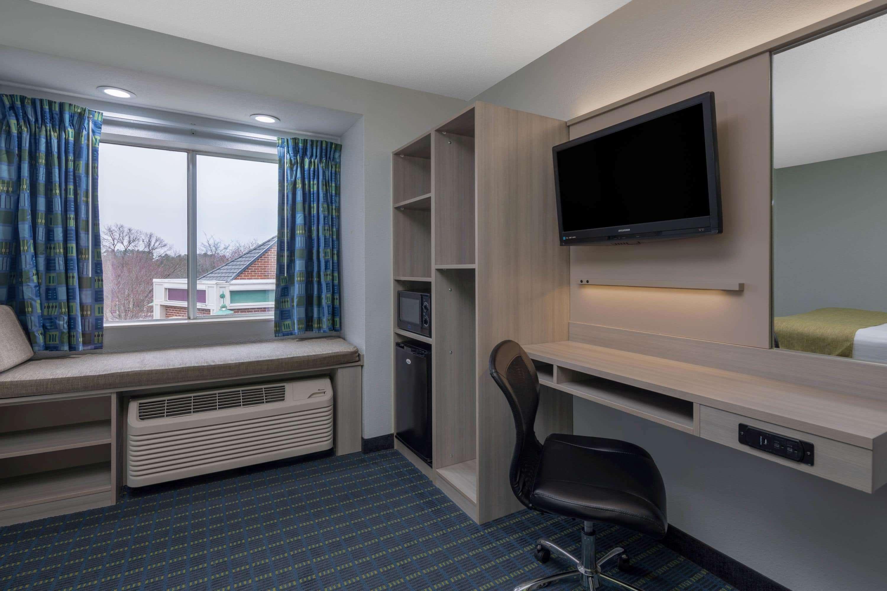 Microtel Inn By Wyndham Lake Norman Cornelius Exteriér fotografie