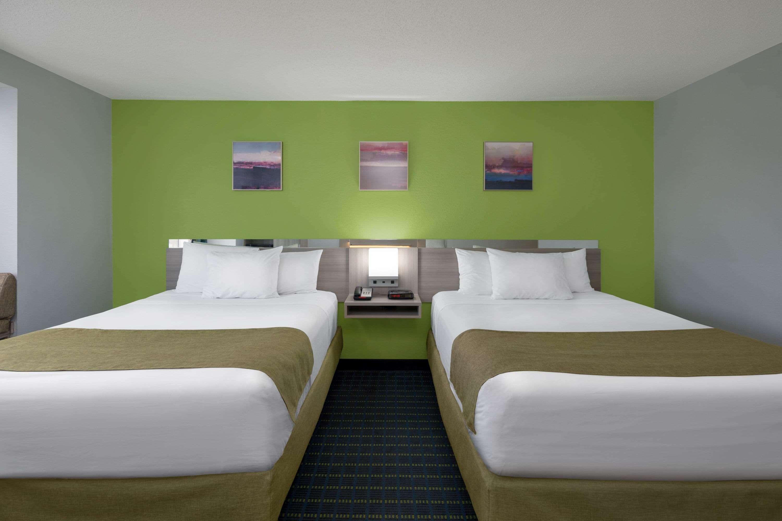 Microtel Inn By Wyndham Lake Norman Cornelius Exteriér fotografie