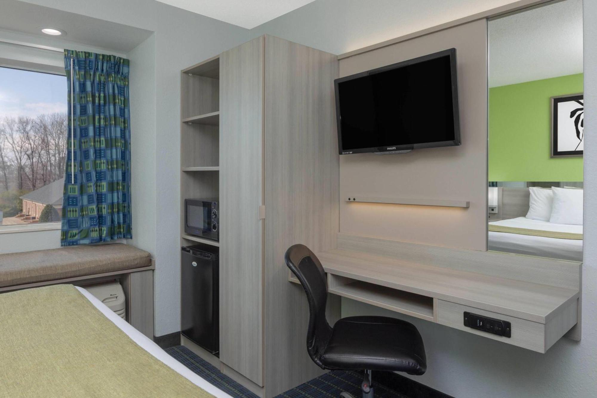 Microtel Inn By Wyndham Lake Norman Cornelius Exteriér fotografie